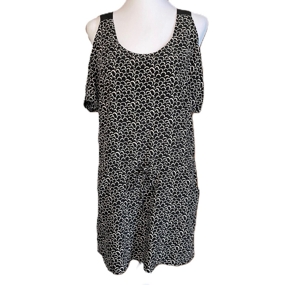 S. Line Women’s Black Cold Shoulder Pockets Cut Out Mini Shift Dress Small